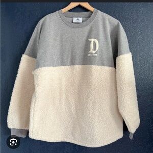 Disneyland Sherpa pullover